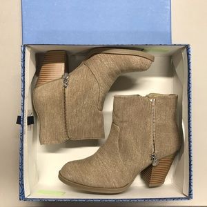 simply vera vera wang danna women's ankle boots